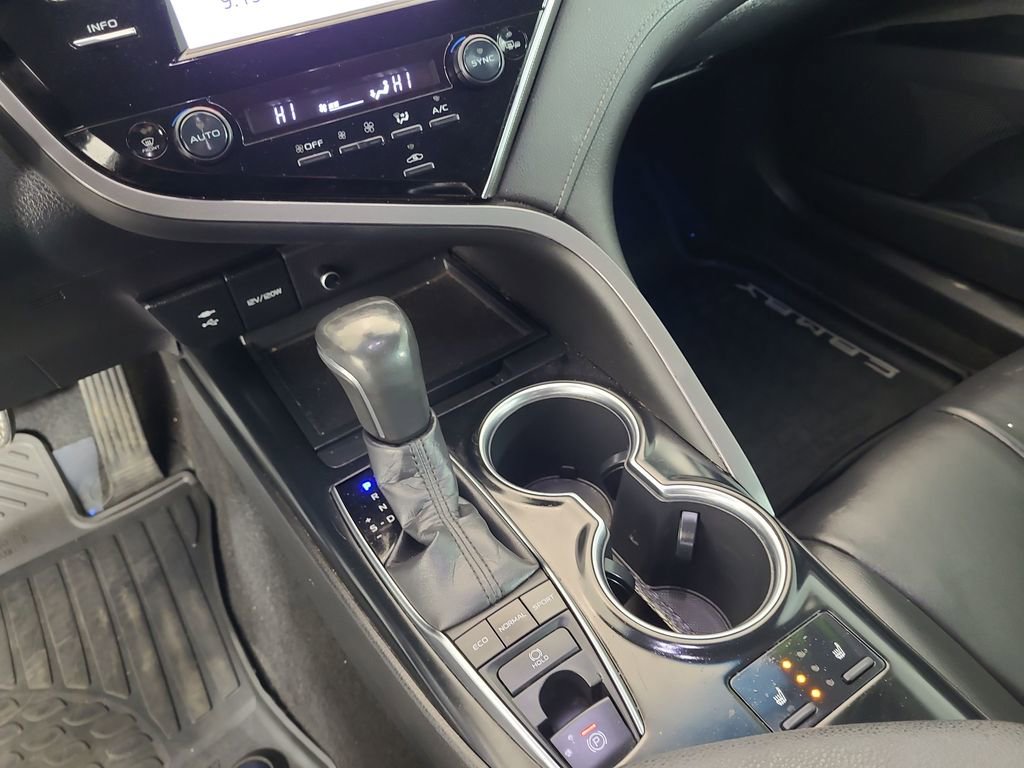 Used 2018 Toyota Camry XSE w/ Protection Package (Q2) FWD image 16