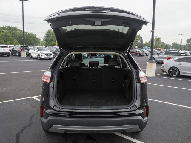 Certified 2024 Ford Edge SEL w/ Convenience Package AWD/4WD image 11