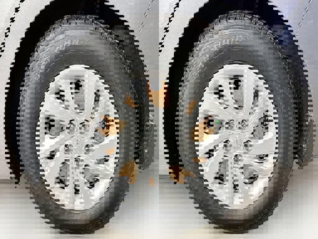 Used 2020 Hyundai Elantra SE w/ Cargo Package (C1) image 11