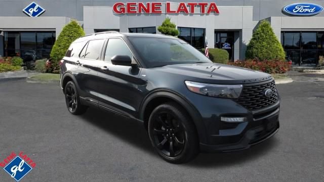 Certified 2022 Ford Explorer ST-Line w/ Class IV Trailer Tow Package