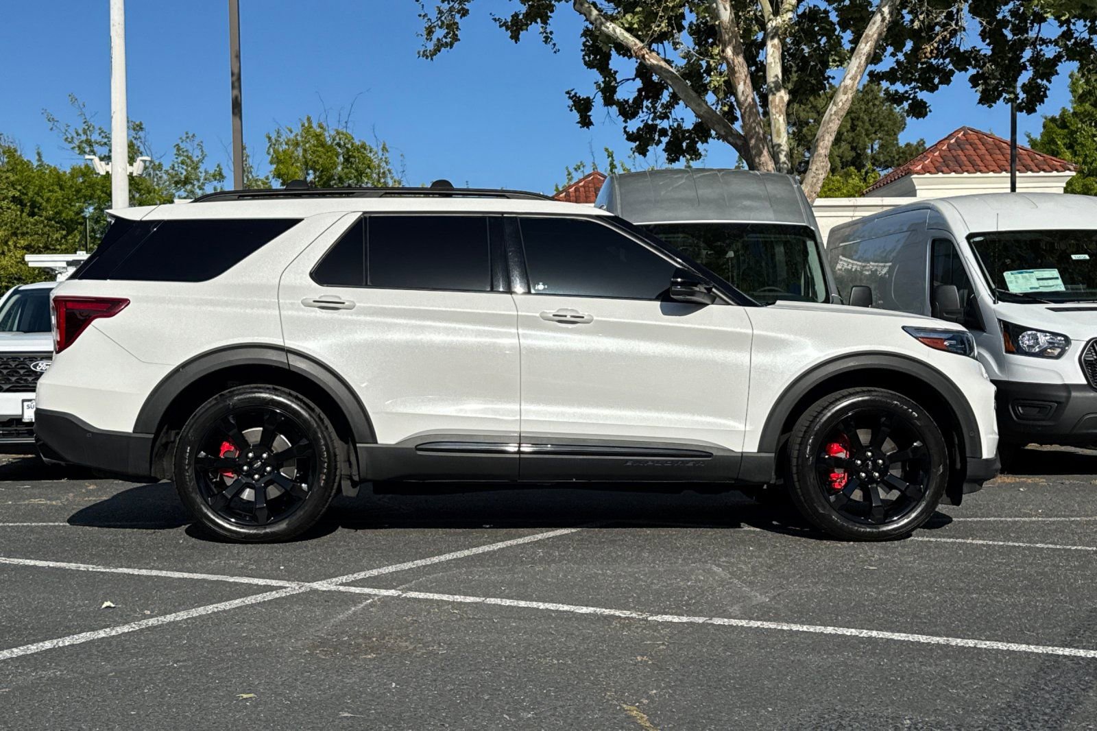 Certified 2021 Ford Explorer ST w/ Equipment Group 401A AWD/4WD image 3