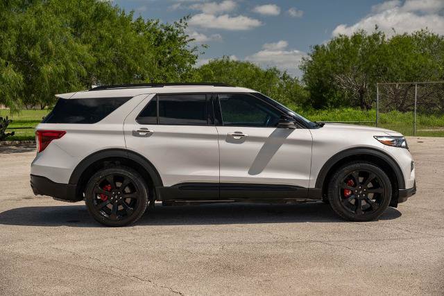 Certified 2023 Ford Explorer ST w/ Equipment Group 401A AWD/4WD image 9