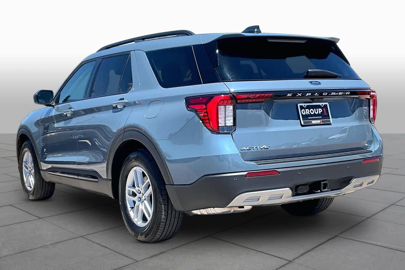 Certified 2026 Ford Explorer Active w/ Active Comfort Package RWD image 12