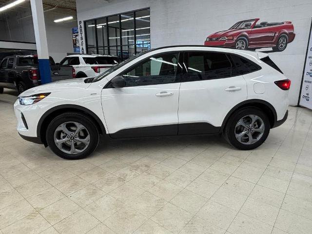Certified 2025 Ford Escape ST-Line w/ Tech Pack #1 image 2