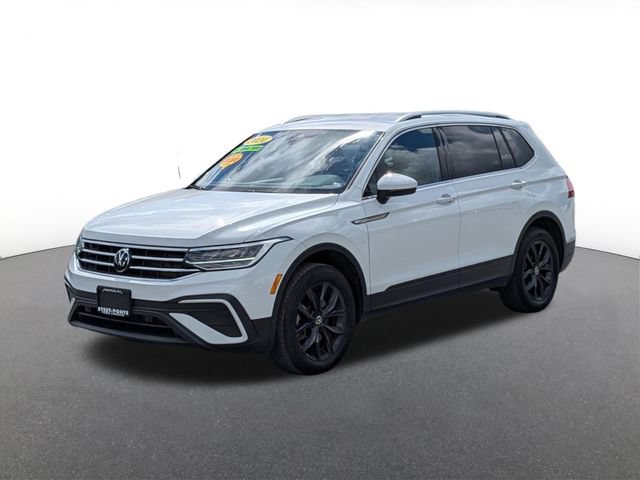 Used 2024 Volkswagen Tiguan SE AWD/4WD image 5