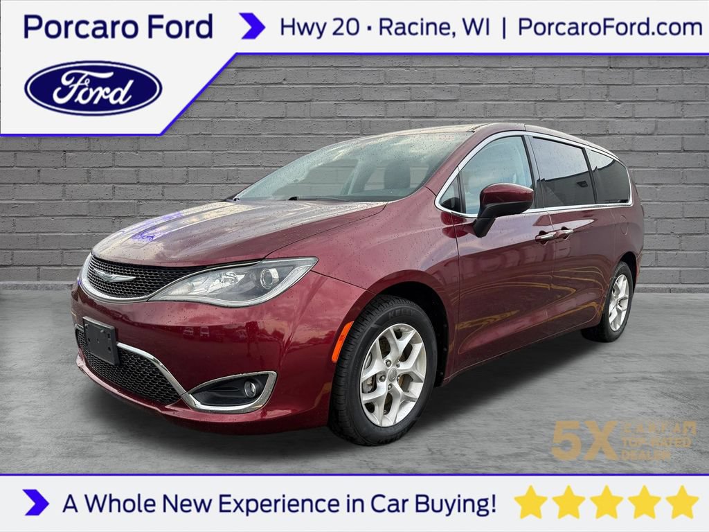 Used 2017 Chrysler Pacifica Touring Plus w/ Tire & Wheel Group FWD image 1