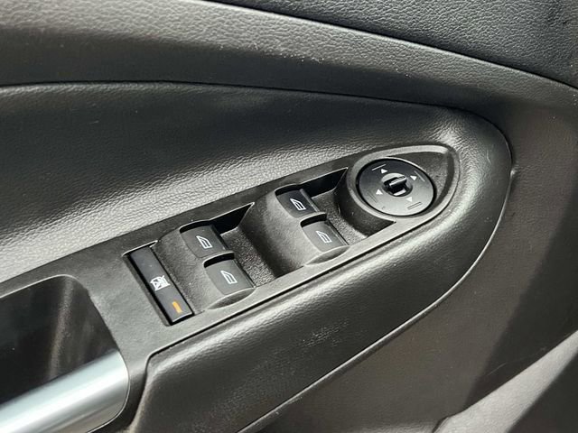 Certified 2017 Ford Escape SE image 15