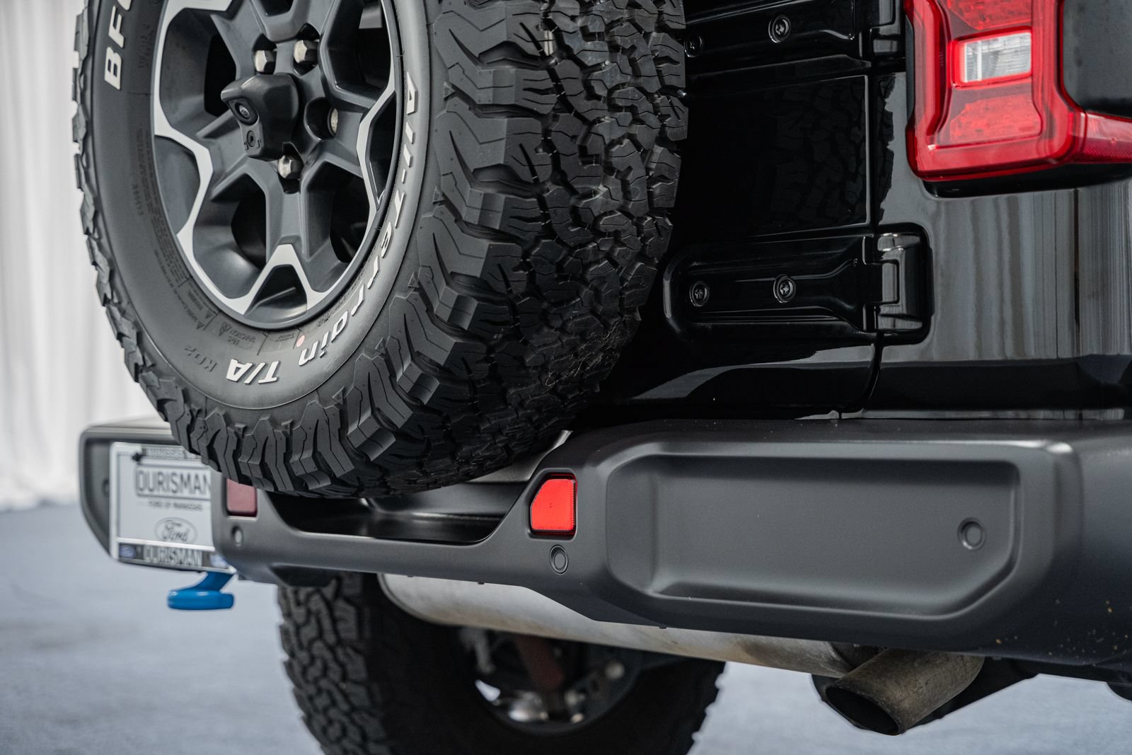 Used 2022 Jeep Wrangler Unlimited Rubicon 4xe w/ Cold Weather Group AWD/4WD image 9
