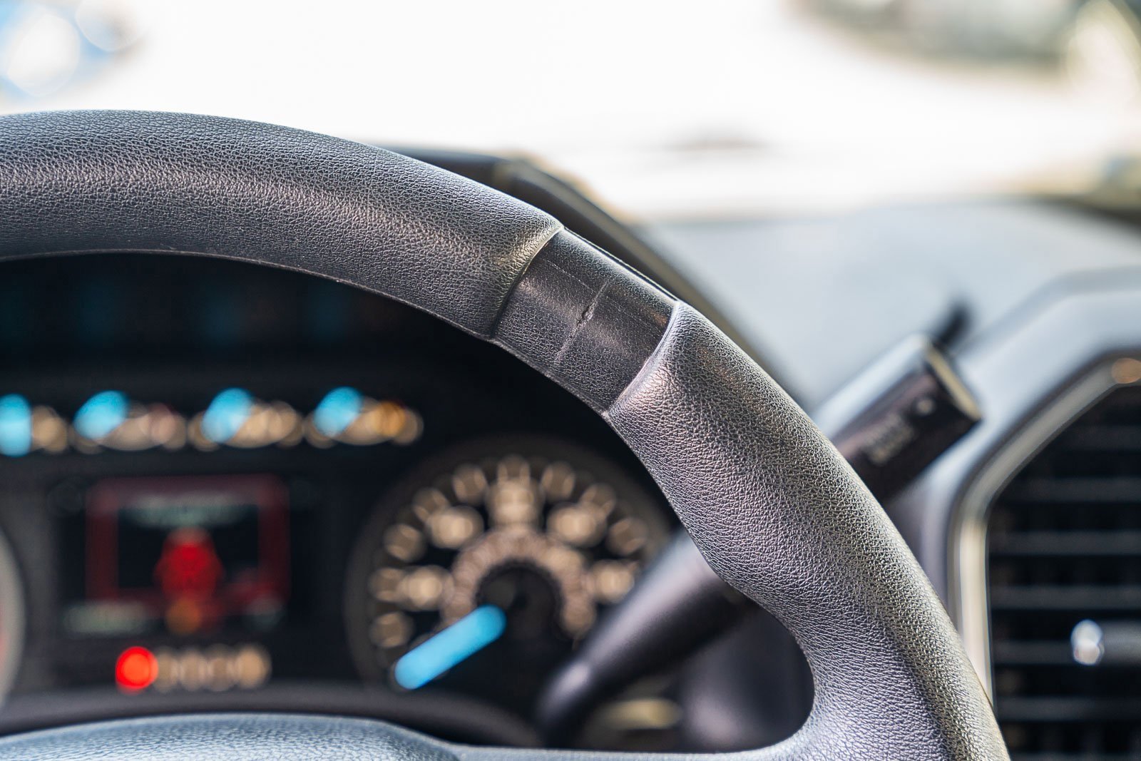 Certified 2020 Ford F150 XLT w/ Trailer Tow Package image 24