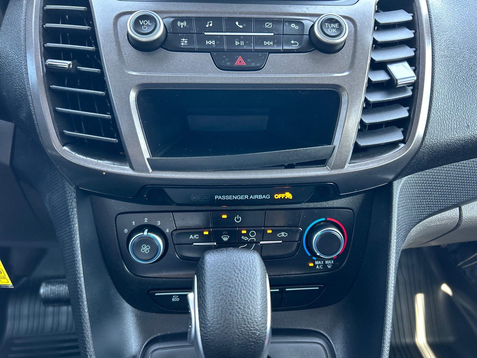 Certified 2020 Ford Transit Connect XL FWD image 24