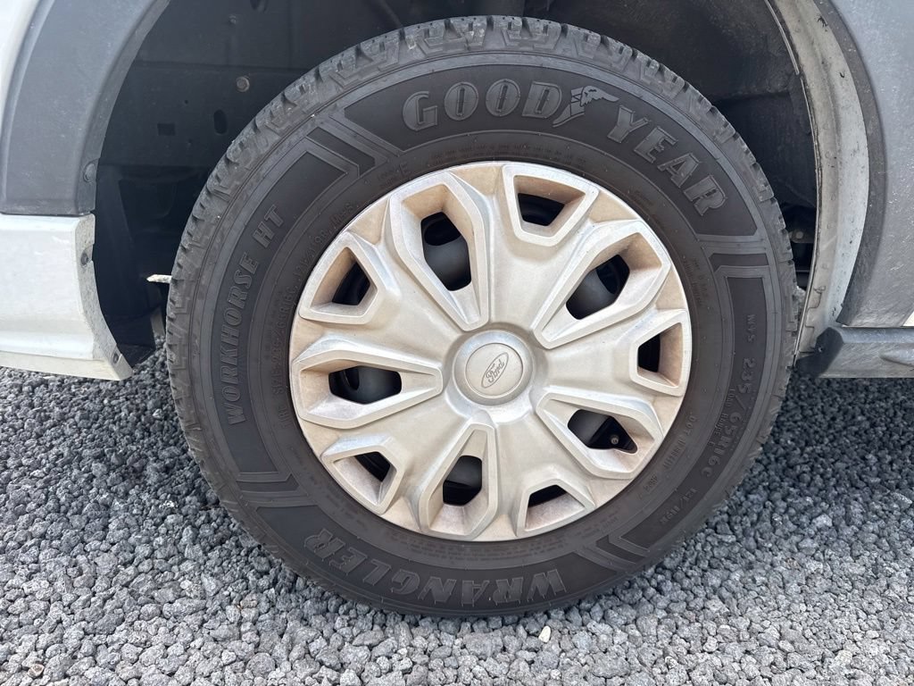 Certified 2024 Ford Transit 350 XLT RWD image 11