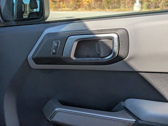 Certified 2022 Ford Bronco Black Diamond image 37