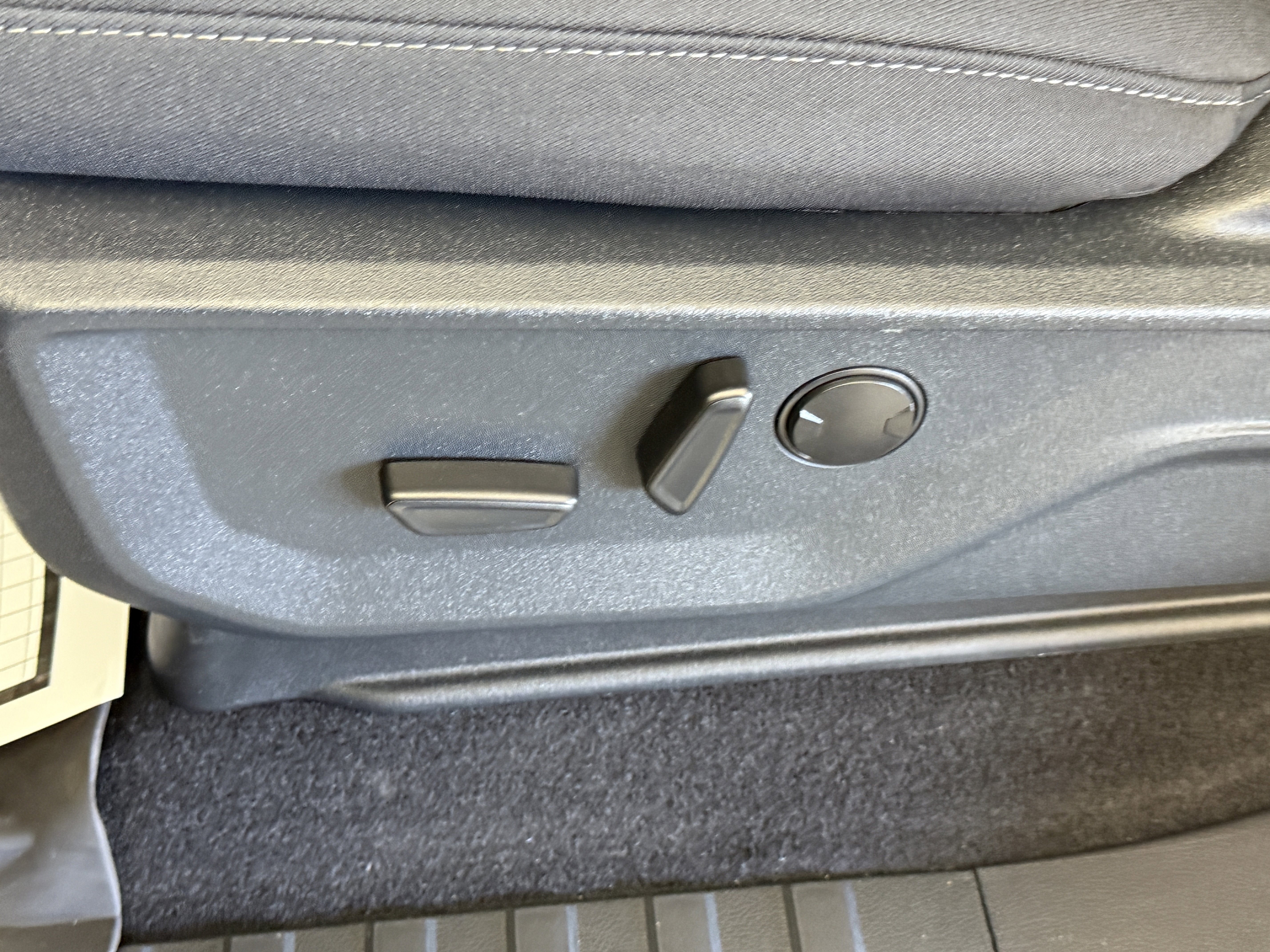 Certified 2025 Ford F150 XLT w/ Equipment Group 302A MID image 18