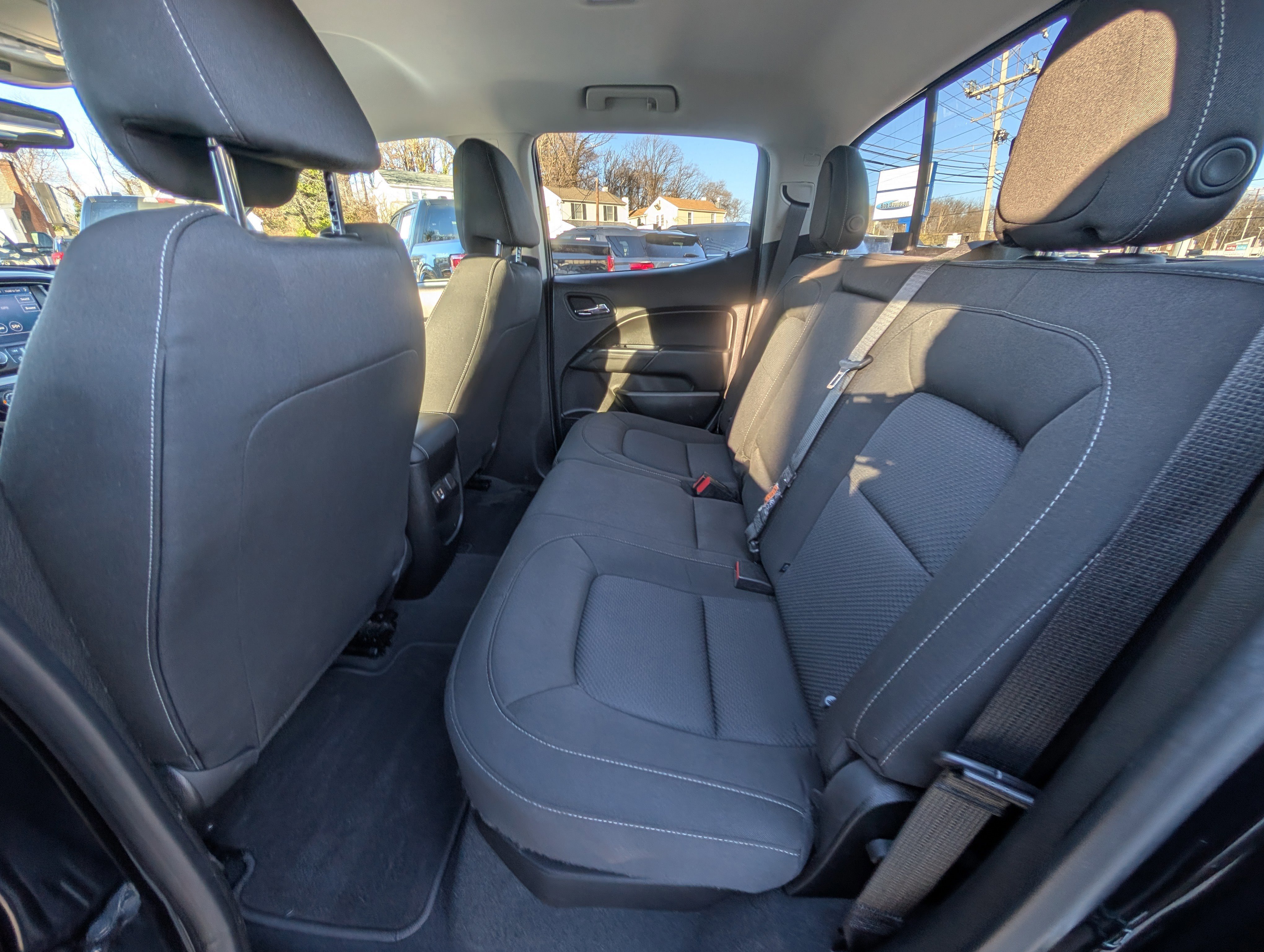 Used 2021 Chevrolet Colorado LT w/ LT Convenience Package image 15