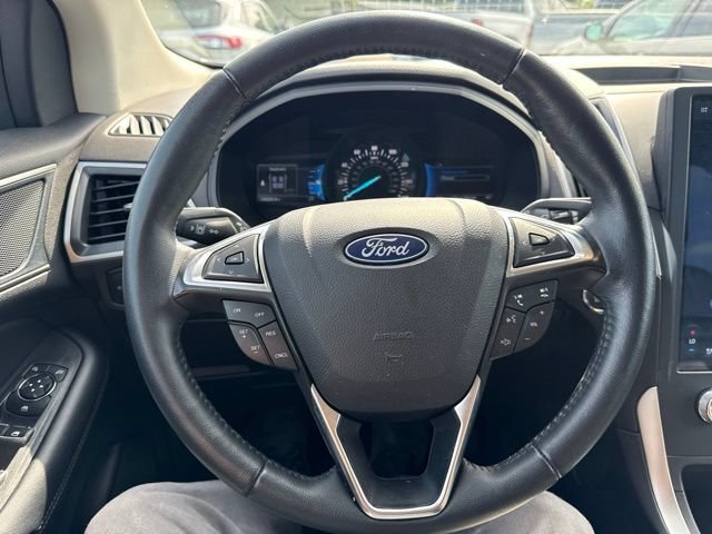 Certified 2024 Ford Edge SEL w/ Convenience Package AWD/4WD image 12
