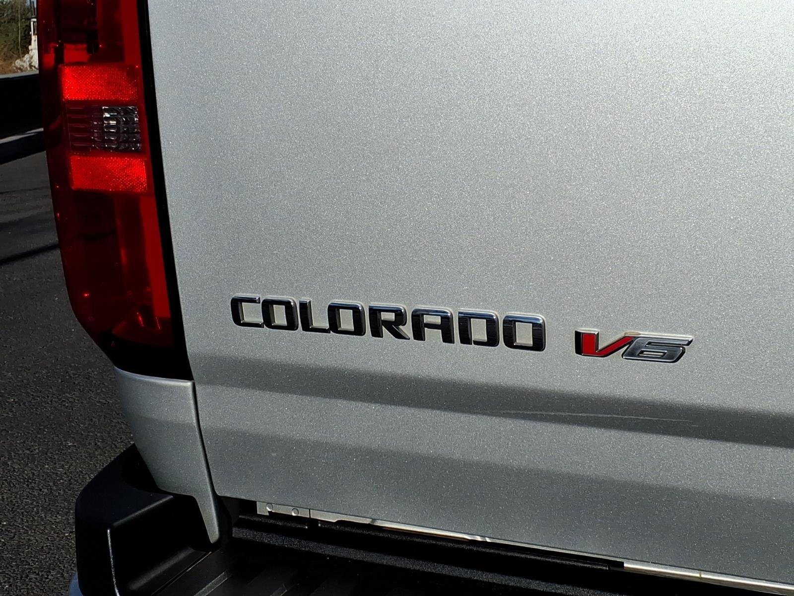 Used 2019 Chevrolet Colorado LT w/ LT Convenience Package image 11