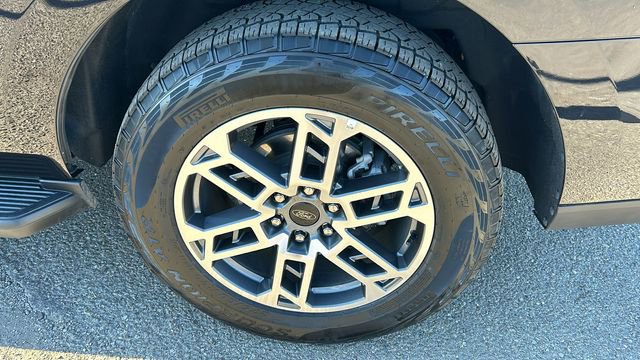 Certified 2025 Ford Expedition Active image 6