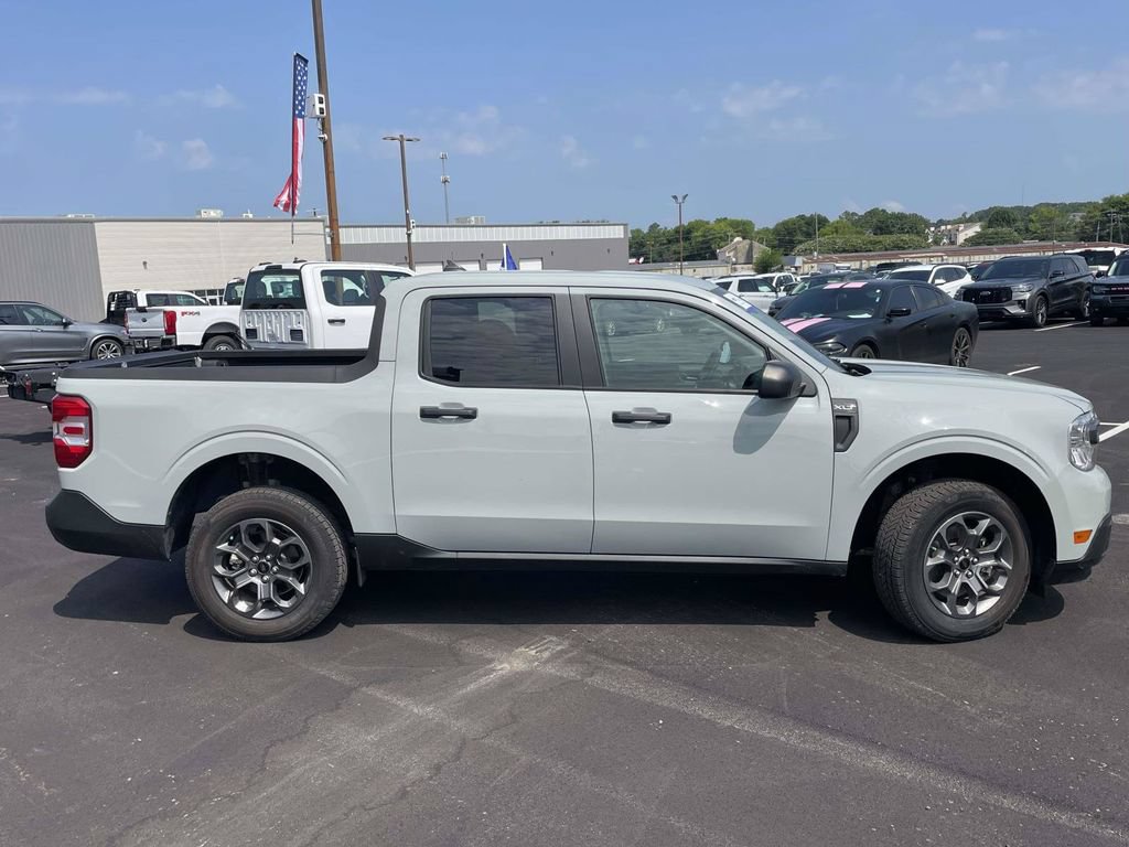 Certified 2024 Ford Maverick XLT FWD image 2