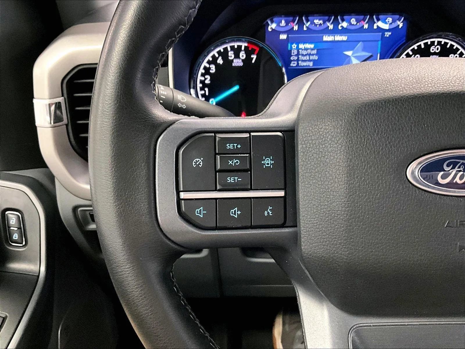 Certified 2023 Ford F150 XLT w/ Equipment Group 302A High image 17