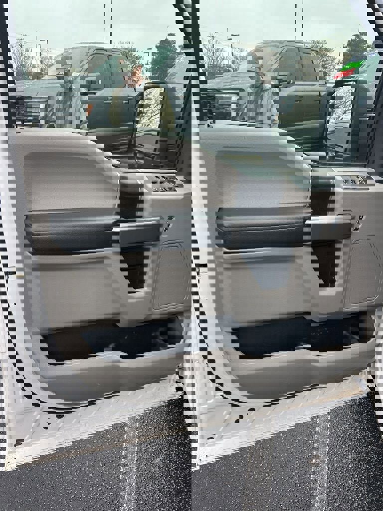 Certified 2018 Ford F150 XLT image 8