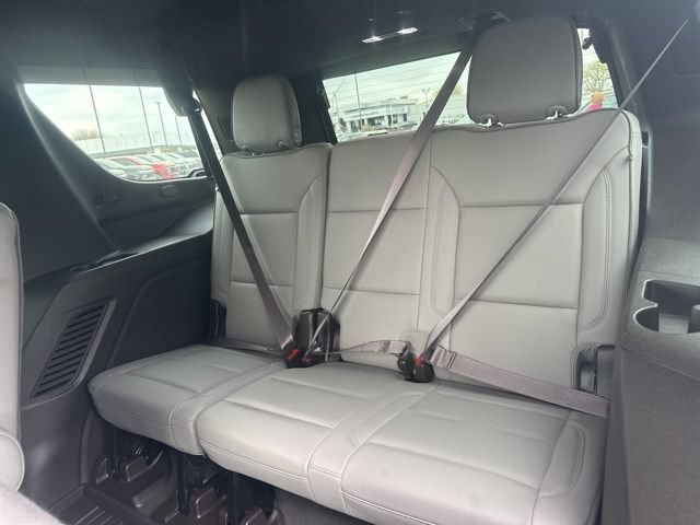 Used 2022 GMC Yukon SLT AWD/4WD image 28