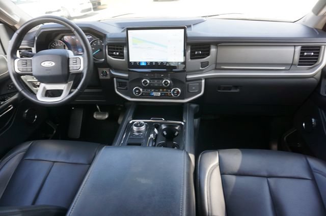 Certified 2023 Ford Expedition XLT RWD image 6