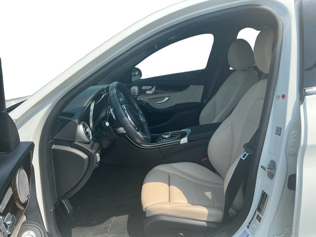 Used 2019 Mercedes-Benz C 300 Sedan image 14