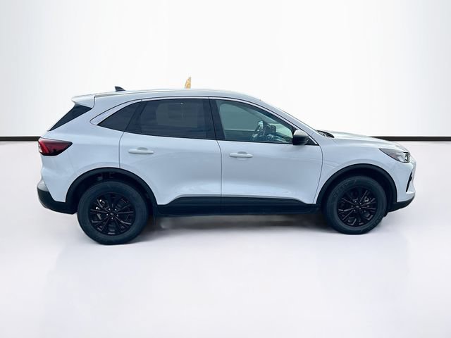 Certified 2024 Ford Escape Active AWD/4WD image 10