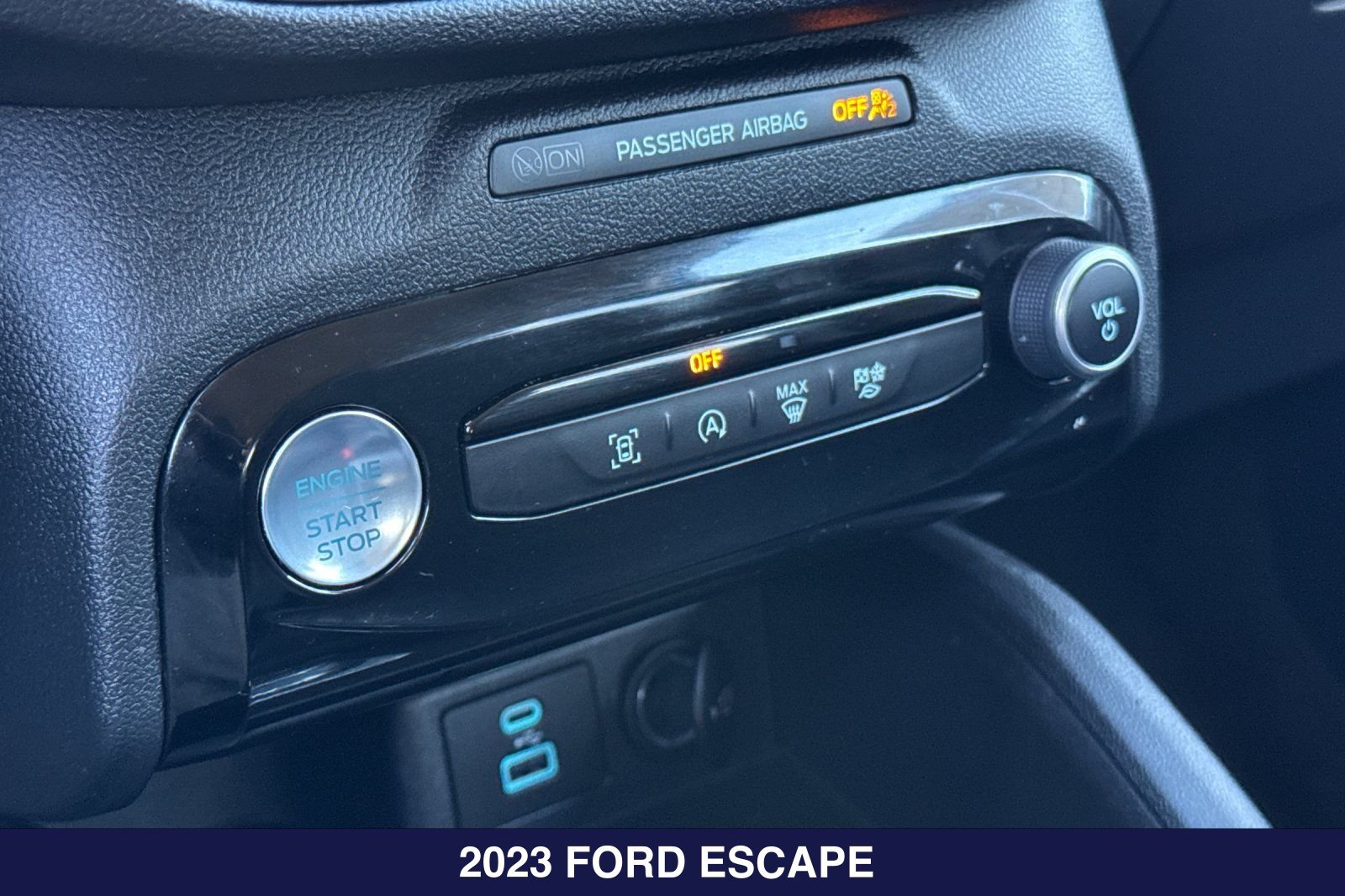Certified 2023 Ford Escape Active w/ Tech Pack #1 FWD image 23