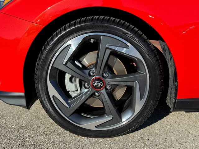 Used 2019 Hyundai Veloster Turbo Ultimate image 12