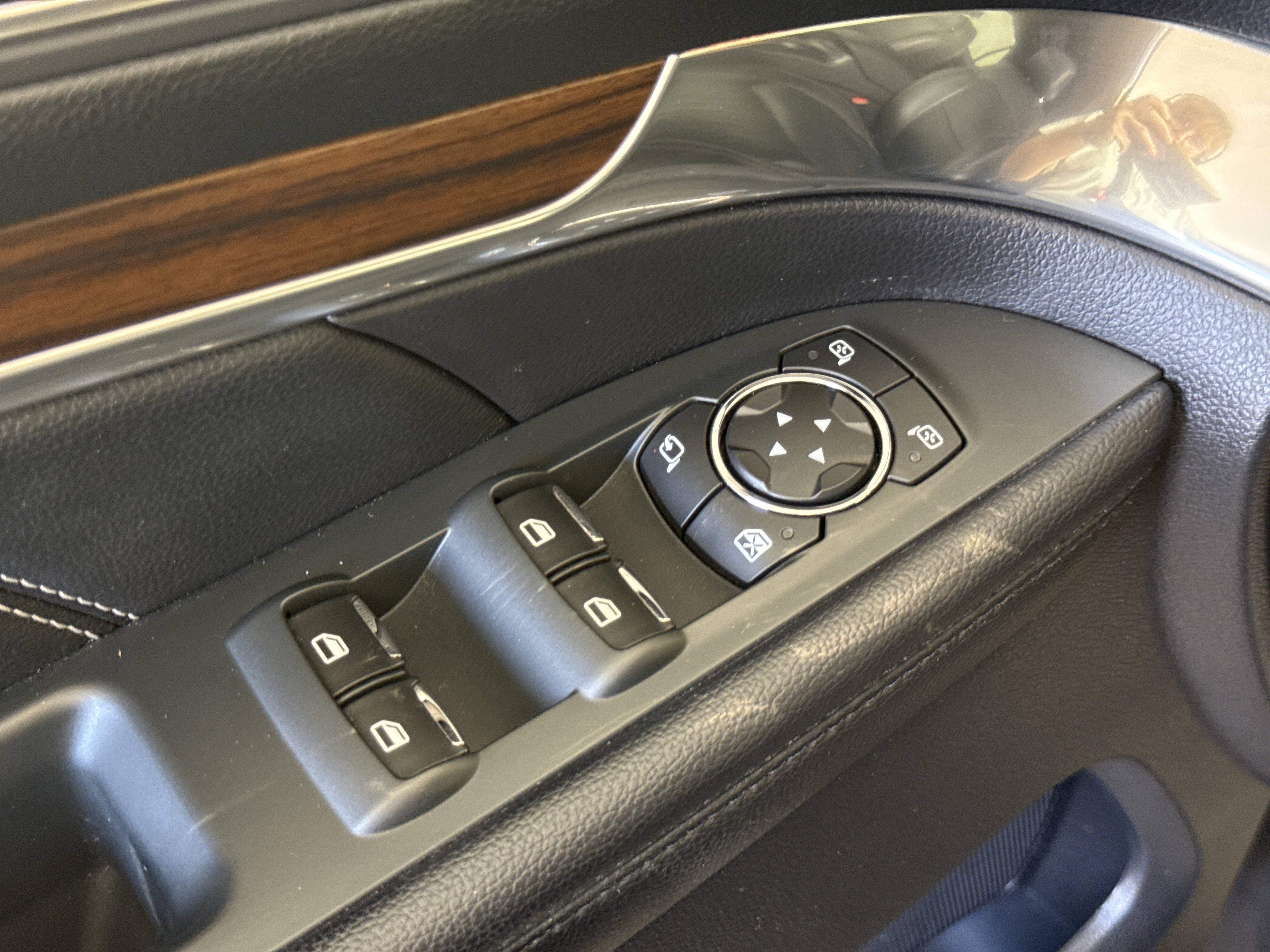 Certified 2017 Ford Explorer Limited w/ Equipment Group 301A image 16