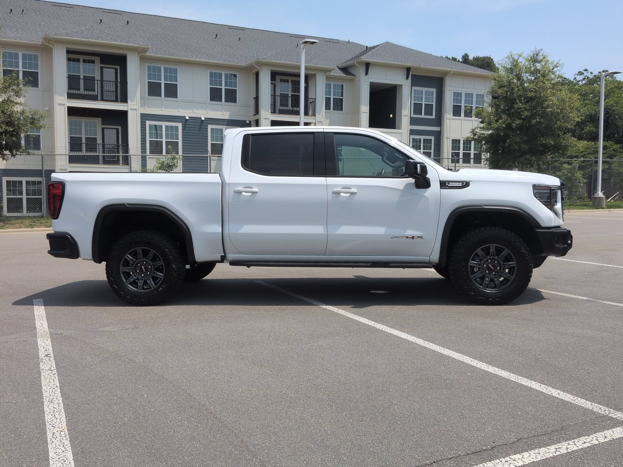 Used 2025 GMC Sierra 1500 AT4X AWD/4WD image 3
