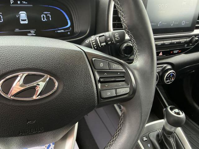 Used 2024 Hyundai Venue SEL FWD image 21