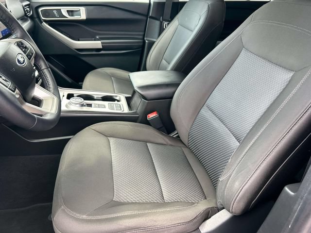 Certified 2023 Ford Explorer XLT RWD image 23
