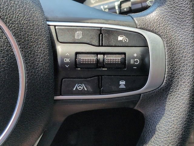 Used 2025 Kia K5 LXS image 30