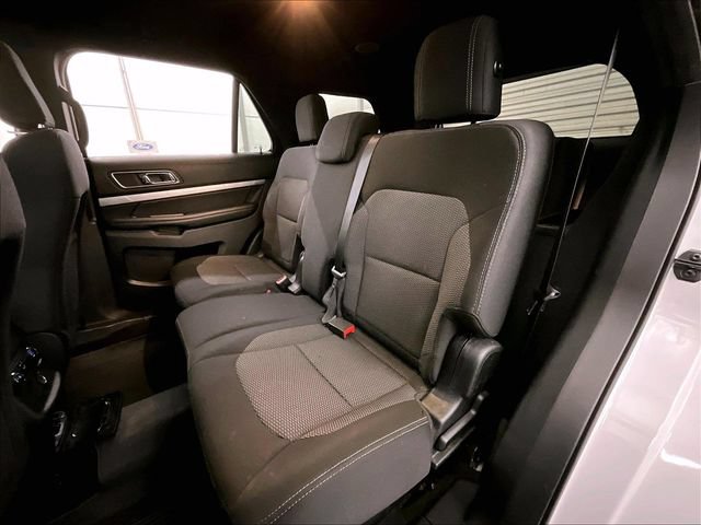 Certified 2018 Ford Explorer XLT AWD/4WD image 25
