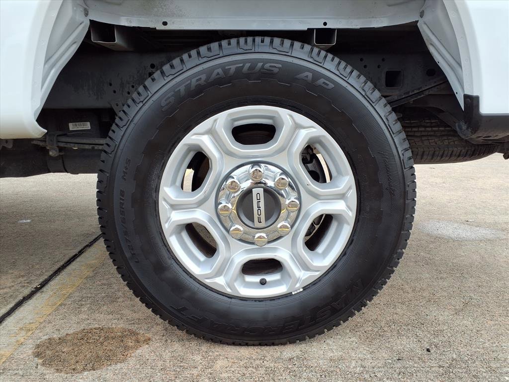 Certified 2025 Ford F250 XLT image 30