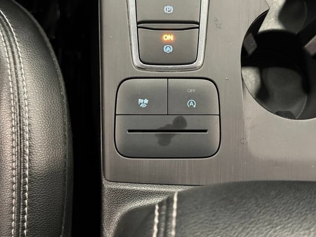 Certified 2022 Ford Escape SEL AWD/4WD image 32