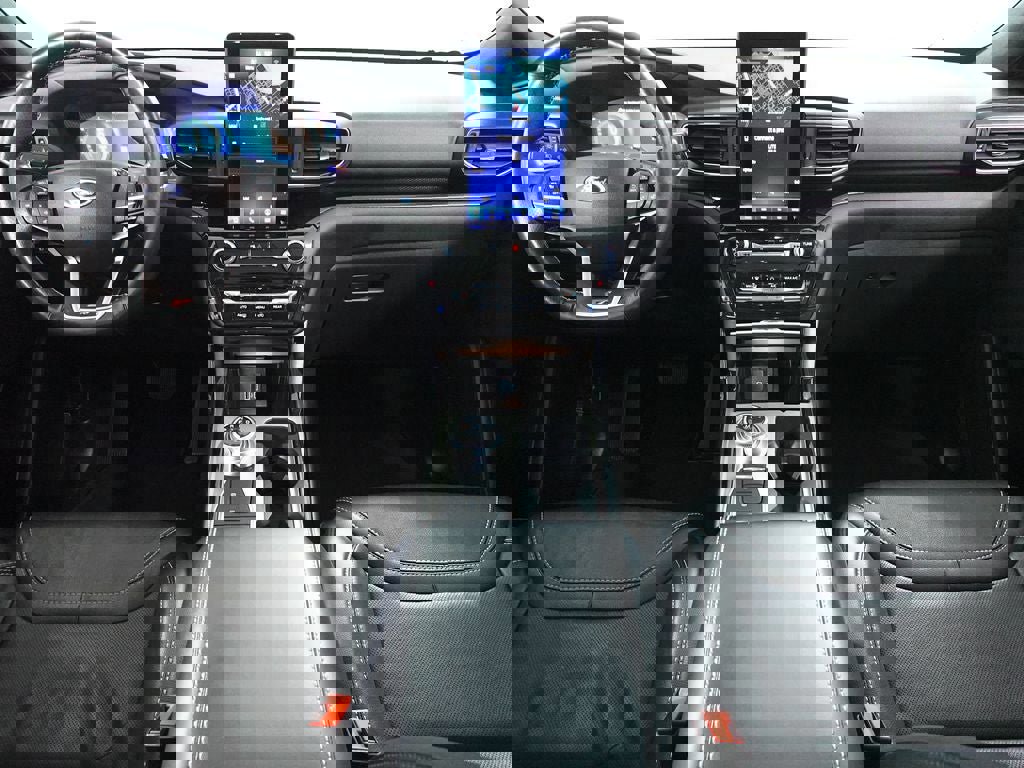 Certified 2024 Ford Explorer ST w/ Technology Package image 25