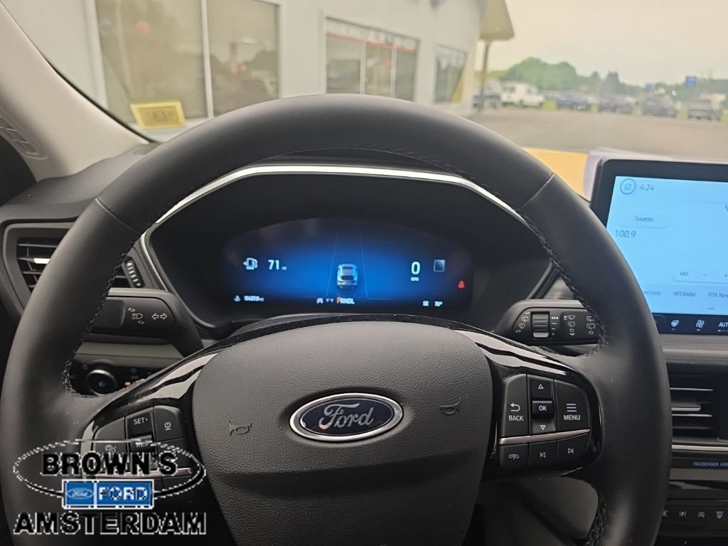 Certified 2025 Ford Escape Platinum w/ Premium Technology Package AWD/4WD image 22