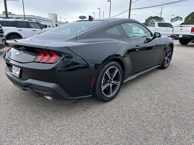 Certified 2025 Ford Mustang Coupe image 8