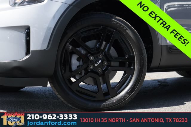 Used 2024 Kia Telluride SX X-Line AWD/4WD image 3