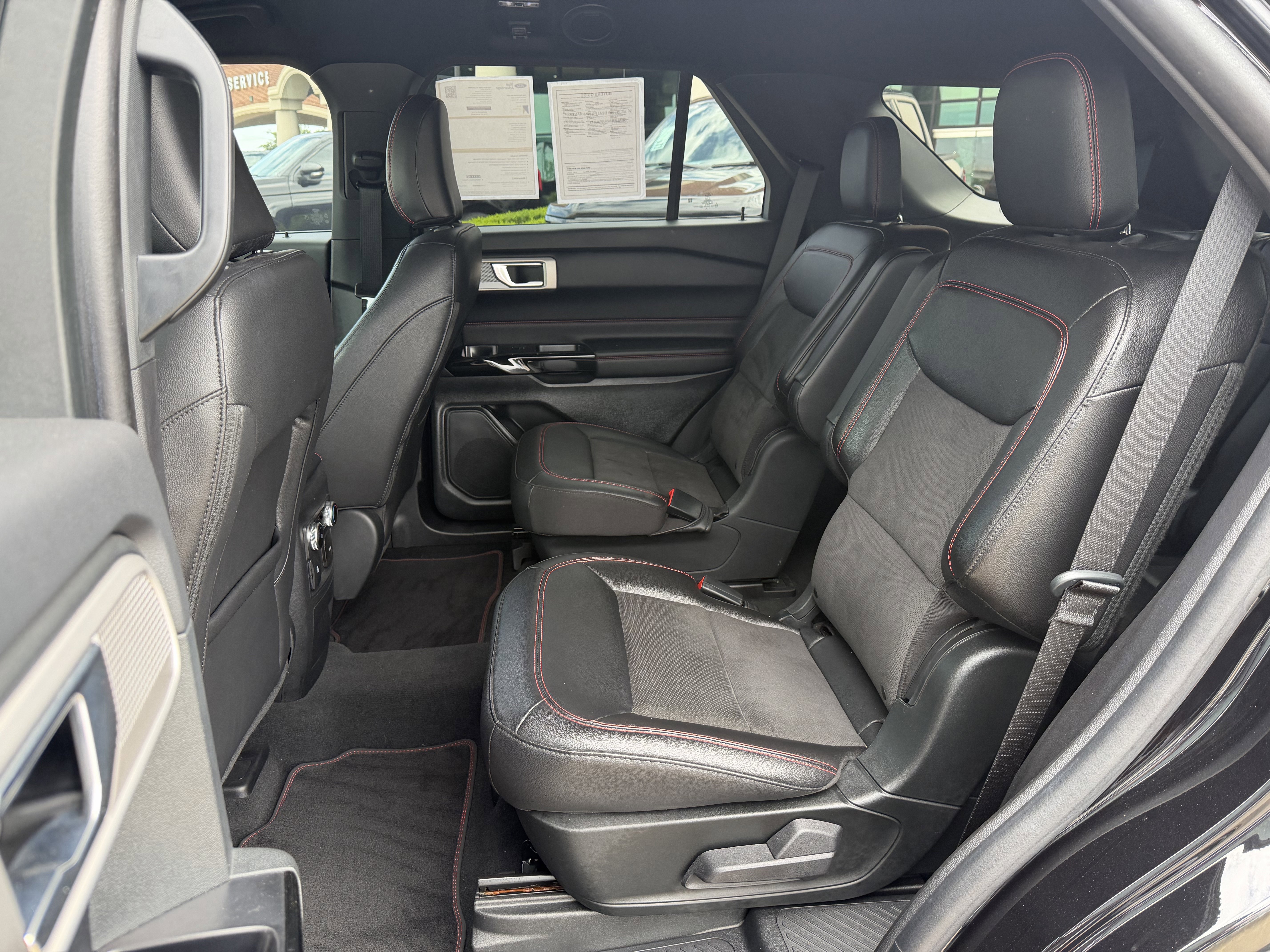 Certified 2022 Ford Explorer ST-Line w/ Class IV Trailer Tow Package RWD image 30