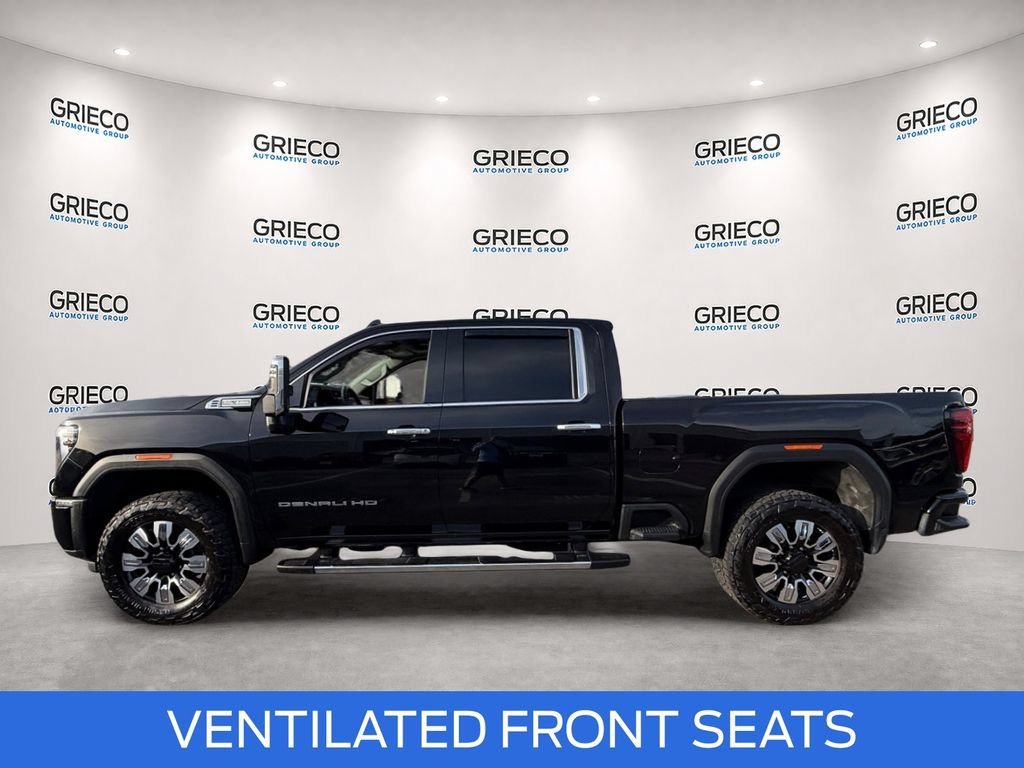 Used 2025 GMC Sierra 2500 Denali w/ Denali Reserve Package AWD/4WD image 4