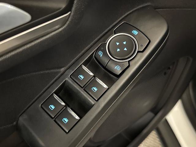 Certified 2022 Ford Escape Titanium image 16