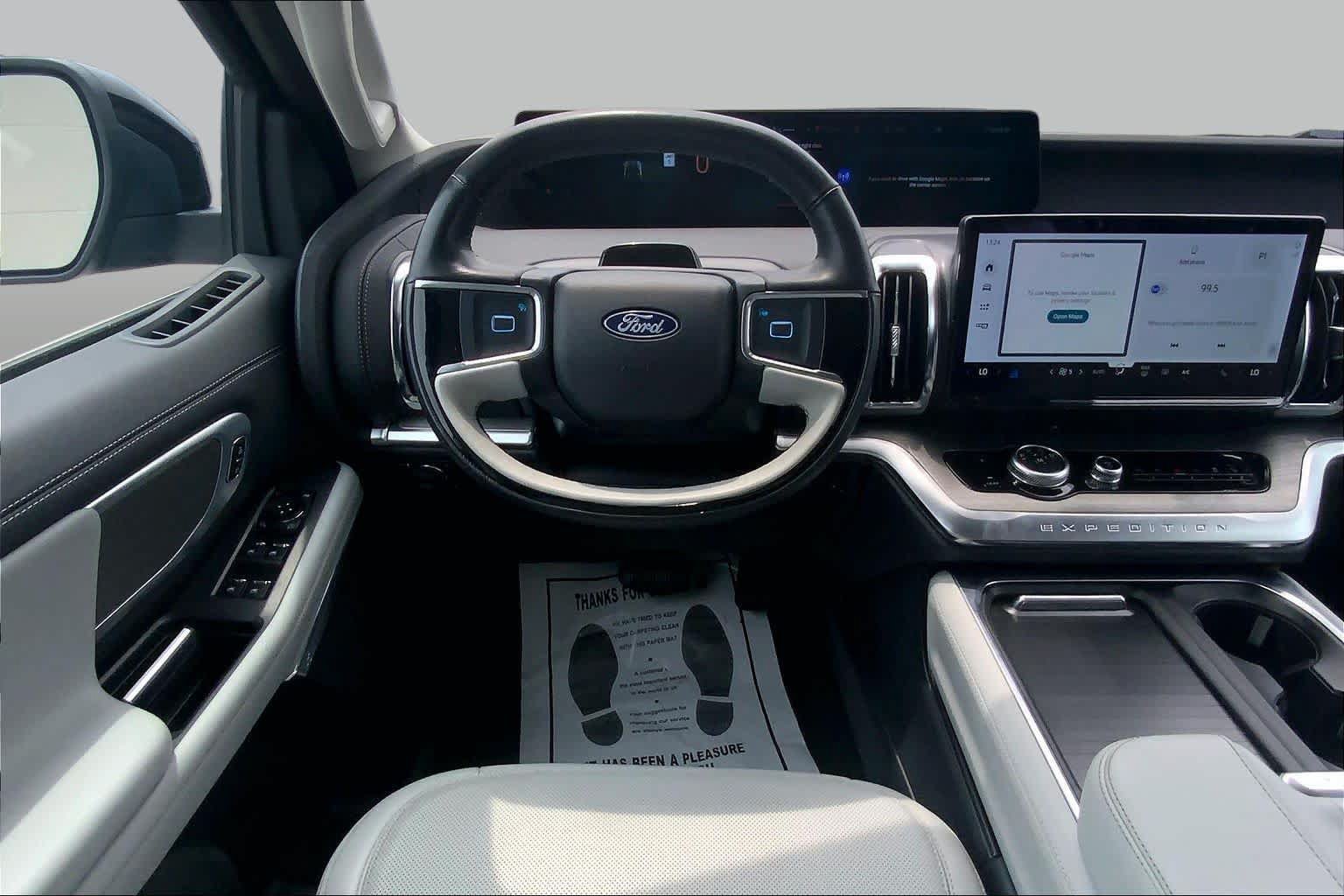 Certified 2025 Ford Expedition Platinum w/ Driver's Package AWD/4WD image 6