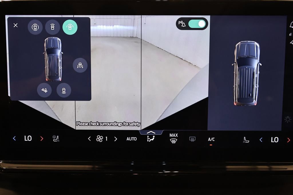 Certified 2025 Ford Expedition Max Platinum image 44