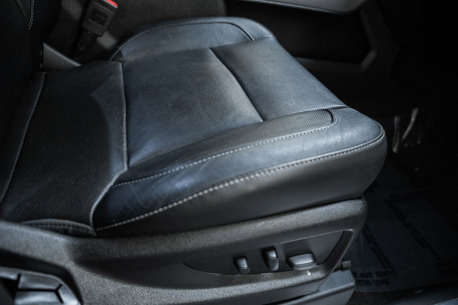 Used 2017 Chevrolet Silverado 1500 LTZ Z71 w/ LTZ Plus Package image 43