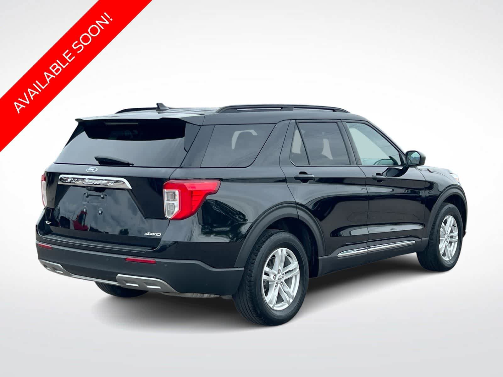 Certified 2022 Ford Explorer XLT w/ Equipment Group 202A AWD/4WD image 8