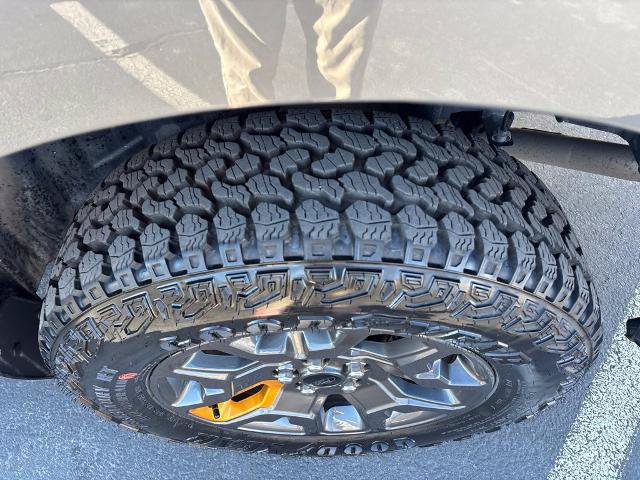 Certified 2025 Ford Maverick Tremor AWD/4WD image 15